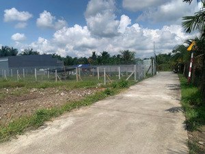 nền biệt thự 320m2 full thổ cư đường xe ô tô 7 chỗ gần đường một quang phường trung an