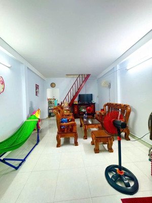 hẻm ô tô bán gấp nr 42m2, 4,2 tỷ ở lê văn quới, bình trị đông, bình tân, hcm