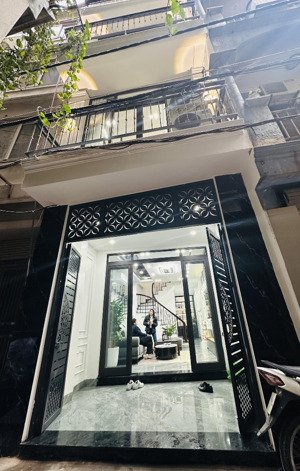 siêu hiếm. bán nhà trần duy hưng - cách 1 nhà ra mặt phố - 6 tầng thang máy - ngõ thông kinh doanh