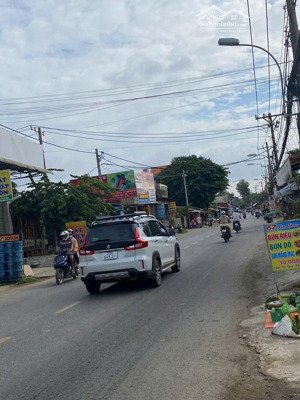 bán gấp 150 m nhà mặt tiền nguyễn xiển, long bình, ngang 6m, tổng 150 m giá 10,5 tỷ (~75 triệu/m2)