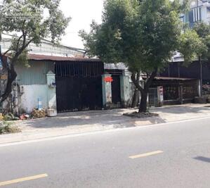 Bán gấp nhà xưởng mặt tiền Song Hành ,Hóc Môn , DT 212m2 .Giá rẻ 11.8 tỷ (TL)