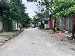 chính chủ gửi bán - mảnh đất đẹp khu đấu giá thạch bàn.