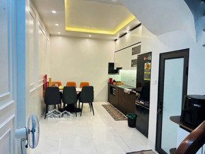 bán nhà 4 tầng - 4 ngủ - phường kiến hưng - hà đông - giá đẹp , hợp lí chốt ngay