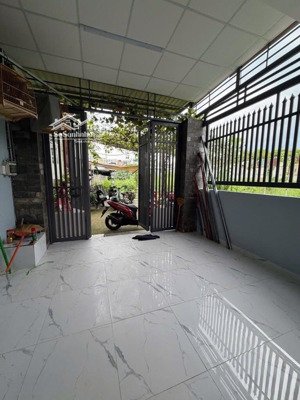 nhà ngay mã lò - lê văn quới, hẻm xe 7c - thiên nhiên xung quanh mát mẻ