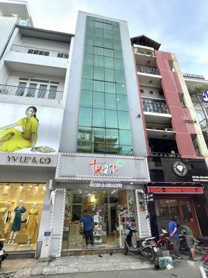 góc 3 mặt tiền tô hiến thành đoạn đẹp, p13, q10 - dt: 4.5 x 20 - 5 tầng - hđt: 65 tr/th - 31 tỷ