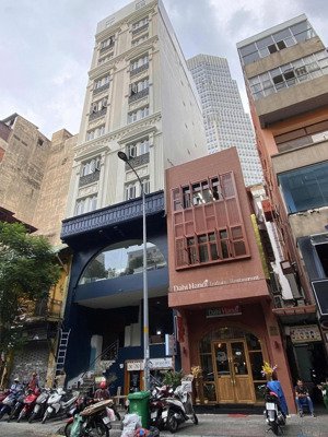 tài sản thuộc hàng hiếm đoạn 2 chiều mặt tiền võ văn tần, p.5, q.3 (4,5x17,5m) giá 45 tỷ