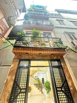 bán nhà riêng lô góc khương thượng, ngõ thông, cách mặt phố 1 nhà, diện tích 65m2