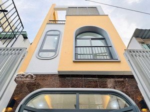 siêu phẩm 3 tầng mới 5 .5tỷ - quang trung -4x12 - nhà mới đẹp lung linh full nội thất