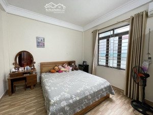 bán nhà phố tư đình: ô tô vào nhà, lô góc, kinh doanh, siêu hiếm, 5 tầng, ở luôn, 35m, chỉ 8tỷ5