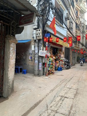 cần bán nhà phố trần cung 48m2 xây 6 tầng