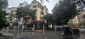 bán lô góc kđt văn quán, 105m2, 4 tầng vị trí đẹp, plo vỉa hè, giá 26 tỷ.