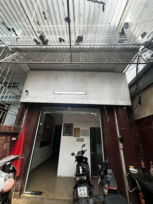 bán nhà sau quy hoạch mặt đường láng 125m2 - 22 tỷ có 10p cho thuê