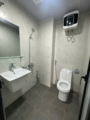 cho thuê cc mini 1n1k, 1wc, 40m2 tại 197 hoàng mai, 8 triệu