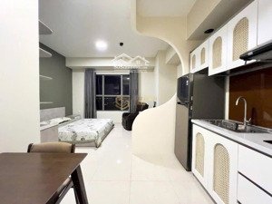 bán nhanh ot 32m2 view sông 2 tỷ 600 triệu tầng trung ntcb (giá rẻ nhất thị trường)