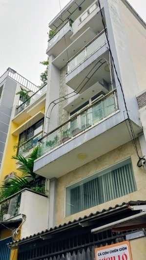 nhà khu phân lô 5 tầng btct 5 pn, xe tải thông, cạnh sân tennis