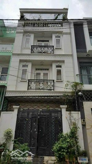 bán gấp nhà 3 tầng sân thượng,hẻm xe tải,quốc lộ 13,thủ đức,sổ hồng riêng hoàn công,giá chỉ 6,1 tỷ