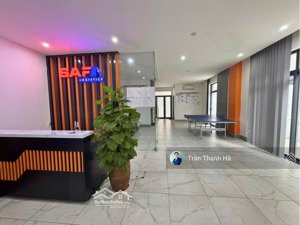 cho thuê trệt 7x20m, setup sẵn quầy lễ tân & sofa - phù hợp làm văn phòng, showroom - vạn phúc city