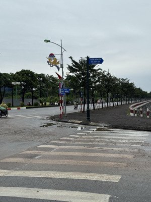 b.á.n nhà 5 tầng chính chủ phố việt hưng - phường việt hưng - long biên