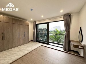 cho thuê căn hộ 1 phòng ngủ 50m2, ban công thoáng, view đẹp ngay ngoại giao đoàn - tây hồ