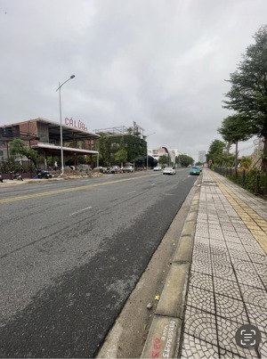 chính chủ cần bán cặp đất siêu vip 2000m2 mặt tiền đường bạch đằng nối dài. khu tượng đài 2/9