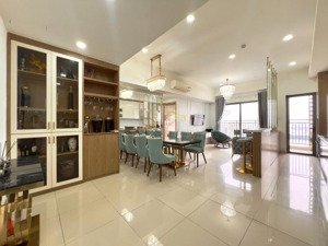 chính chủ gửi bán căn hộ 3pn2wc diện tích lớn 109m2 giá bán 9.3 tỷ all in