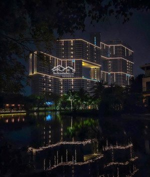 chính chủ bán 2n2wc 5,5tỷ sf2 tầng trung view btđ skyforest 