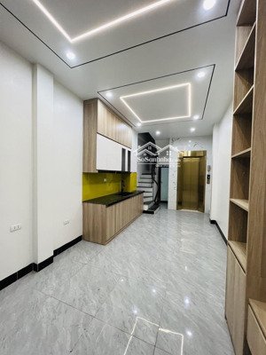 mậu lương - thang máy - mặt ngõ thông tứ tung - vài bước ra đường lớn - ảnh thật 100%