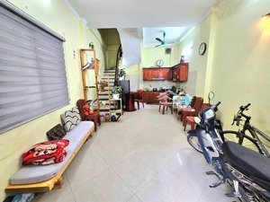 bán nhà xuân đinh-bắc từ liêm 50m ra ô tô- 100m mặt phố phạm văn đồng gần công viên hoà bình