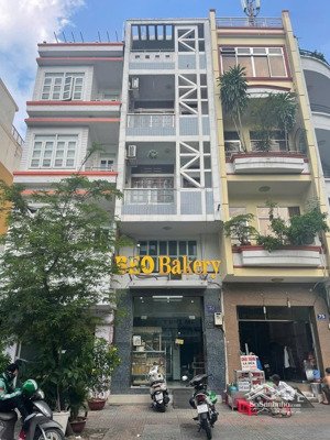 siêu hiếm,giá tốt,chủ cần bán nhà mặt tiền đường cô giang p.ông lãnh quận 1.dt:4x18,5 tỷ.giá 36 tỷ.