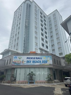 trống 2 phòng 1đơn 1đôi cách biển 50m. đường hoàng diệu phòng đơn giá chỉ 3,500k phòng đô