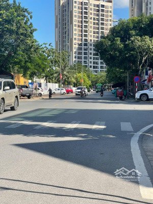 nhà ngọc thụy 6 tầng thạng máy, lô góc, ô tô thông, dt 55m2, mt 6m, 15.5 tỷ,cạnh trường việt pháp