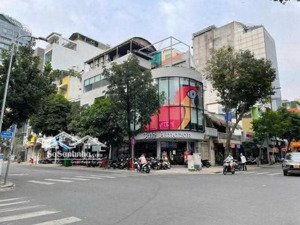 vị trí vàng - góc 2mt trần hưng đạo & yersin, quận 1 - 10x15m - 2 tầng - hđt 280 triệu - giá 76 tỷ