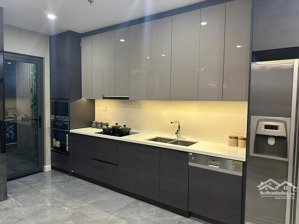 căn hộ quận 7, ngay phú mỹ hưng. 2pn , 78m2 , giá hơn 5 tỷ. lh : kiều oanh