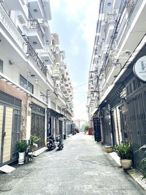 hxh 6m nguyễn văn dung, p6, 4x14, 4 tầng, cạnh sông vàm thuật, nguyển oanh. 9.4tỷ