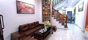 chủ định cư nước ngoài! bán gấp nhà đội cấn, ngõ thông, rộng, nhà mới, tặng nt, thoáng, k qh 42m2.