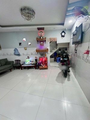 ngã 5 chu.ồng c.hó - 25m² - 3 tầng btct- 3 pn - 3 tỷ 43.