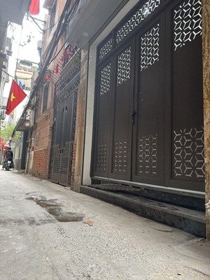 vừa ở+ cho thuê . vị trí đep+ siêu dòng tiền.45m2x5 tầng -7phong-10.9ty