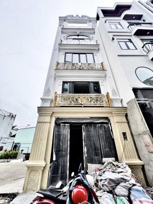 nhà mã lò 50m2 -5 x 10 chỉ 7.55 tỷ bình trị đông- siêu phẩm 5 tầng khu cao tầng mã lò-sát tên lửa