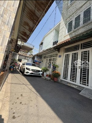 bán nhà quang trung, 50m2, 3pn, có phòng trệt, hẻm thông thoáng, giá 4,779 tỷ