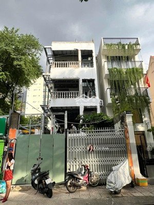 đinh cư bán gấp mặt tiền tú xương, quận 3 , 5 tầng thang máy, nhà mới 100%, chỉ 80 tỷ