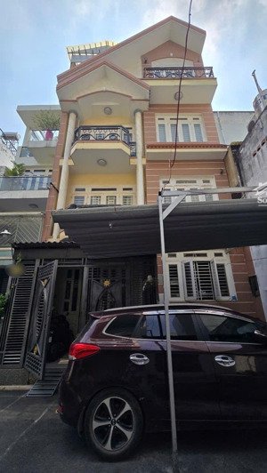 nhà 4 lầu hẻm xe tải phạm văn bạch, p.15, tân bình,ngang 7,35m giá chỉ 7,5 tỷ