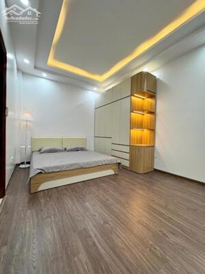 NHỈNH 8 TỶ NHÀ MỚI LÕI PHỐ NGỌC LÂM, 1 NHÀ RA Ô TÔ THÔNG, FULL NỘI THẤT, Ô CHỜ THANG MÁY.