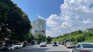 mặt phố ngọc thuỵ - dòng tiền 500tr/ năm - diện tích 220m2 -mặt tiền 9m -ngay mipec long biên