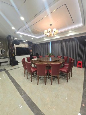 cần chuyển nhượng shophouse sadorra sala