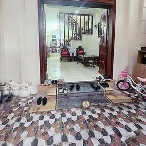 bán nhà khương đình 66m lô góc, ngõ ô tô tránh ,trước nhà rộng thoáng, cạnh hồ hạ đình,giá 10.25 tỷ