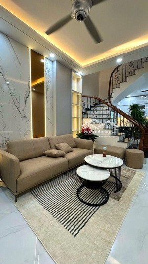 nhà cách phố minh khai 20m, 42m2. kv sống đẳng cấp nhất quận hbt, giá mềm