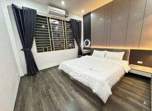 bán nhà lô góc 3 thoáng, gần ga tàu điện hà đông, 5 tầng thang máy, gara ô tô 12.5 tỷ