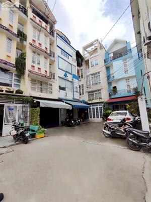 Ô TÔ ĐỖ CỬA, 5 Tầng 4PN 36m2 (4 x 9), P7 Phú Nhuận, giá 8.5 ty TL