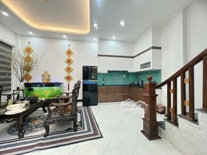 nhà mới đẹp 5 tầng, ô tô vào nhà, nhỉnh 10 tỷ