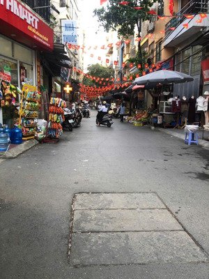 chính chủ bán tòa căn hộ dòng tiền 1,5 tỷ/năm tại ngõ 189 nguyễn ngọc vũ ,trung hòa cầu giấy .hn